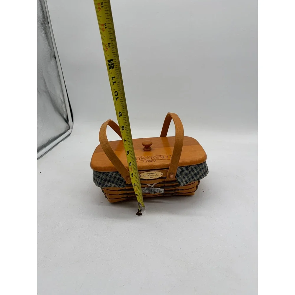 Longaberger 1999 Woven Memories Homestead Basket with Lid Liner and Protector